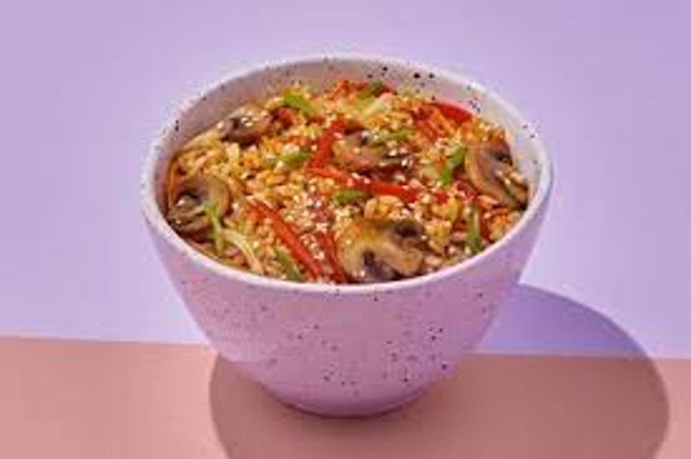 Смажений рис з лососем