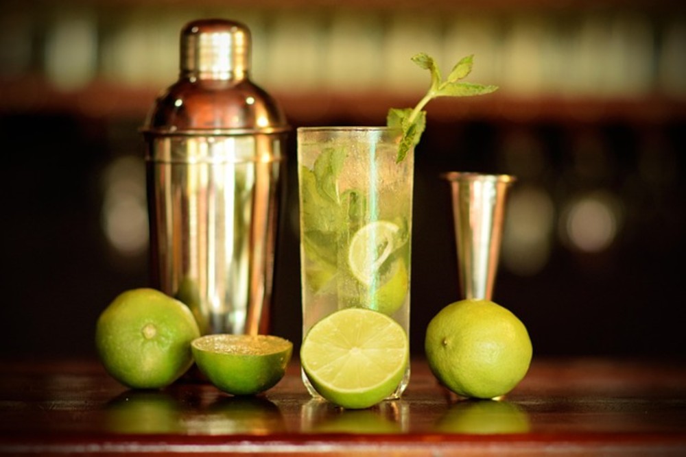 "Golden Mojito