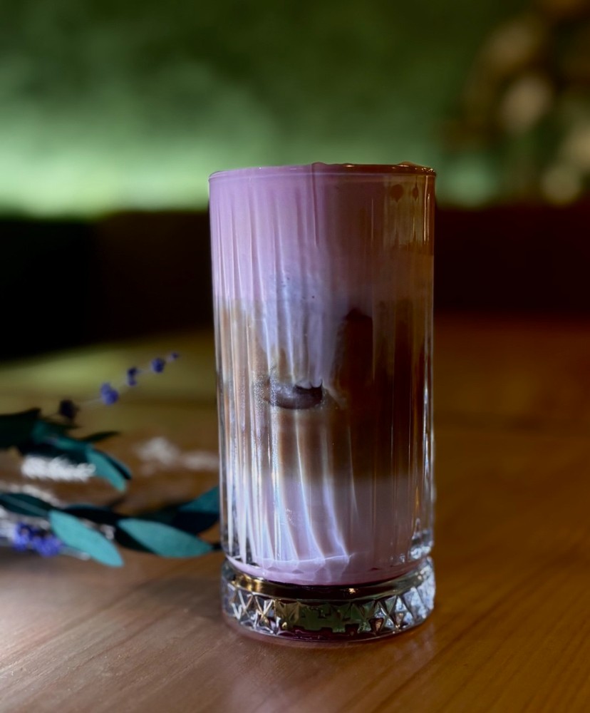 Вишневий айс лате