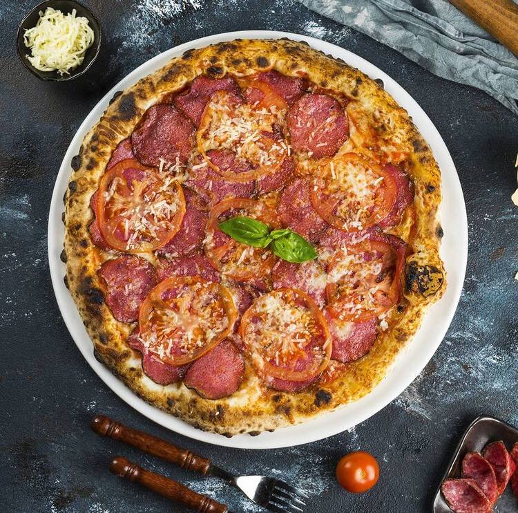 Піца Салямі датська 22см