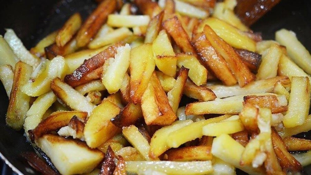 Катопля смажена з салом по - домашньому