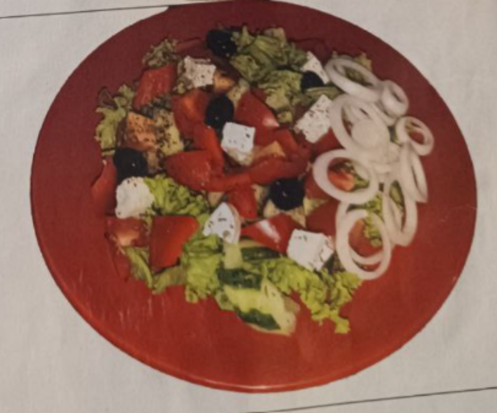 ТРАВА БІЛЯ ДОМУ