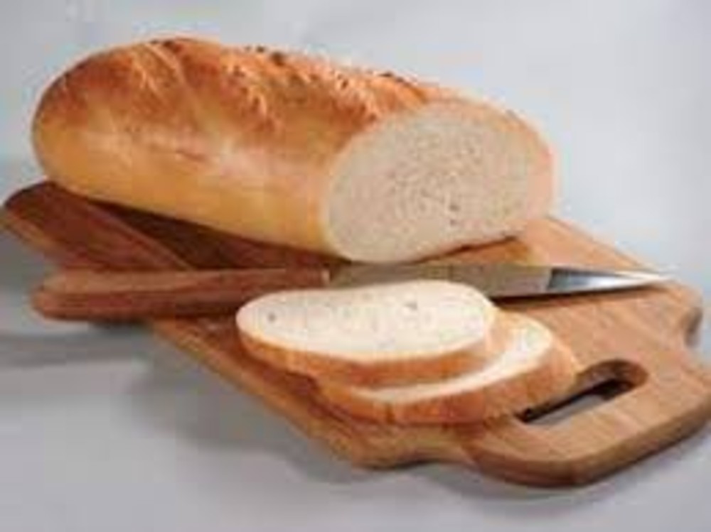 хліб білий та український