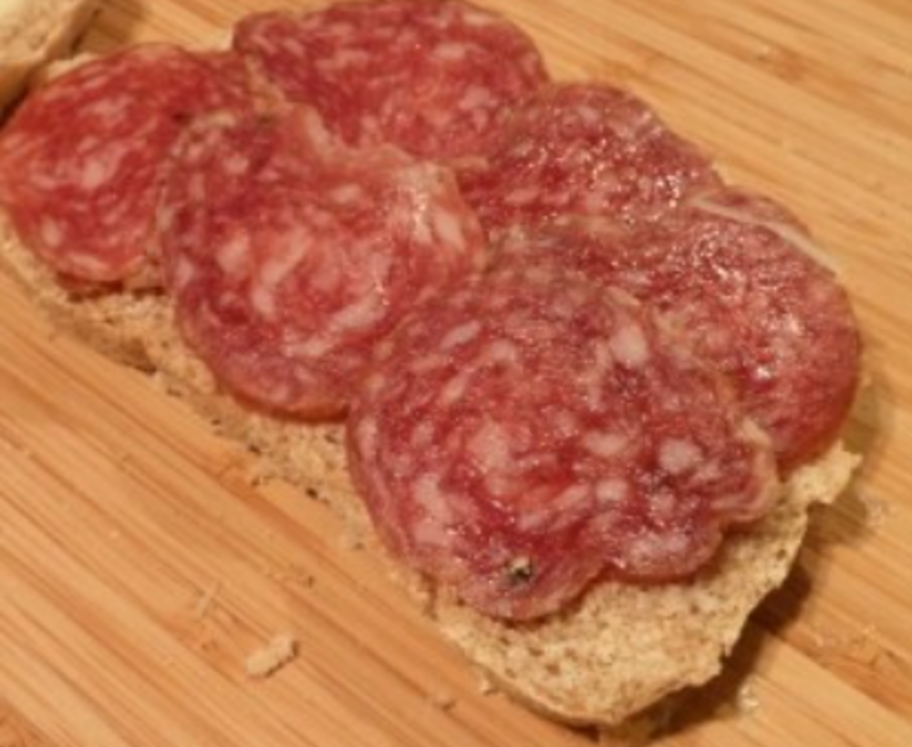 Бутерброд з ковбасою 