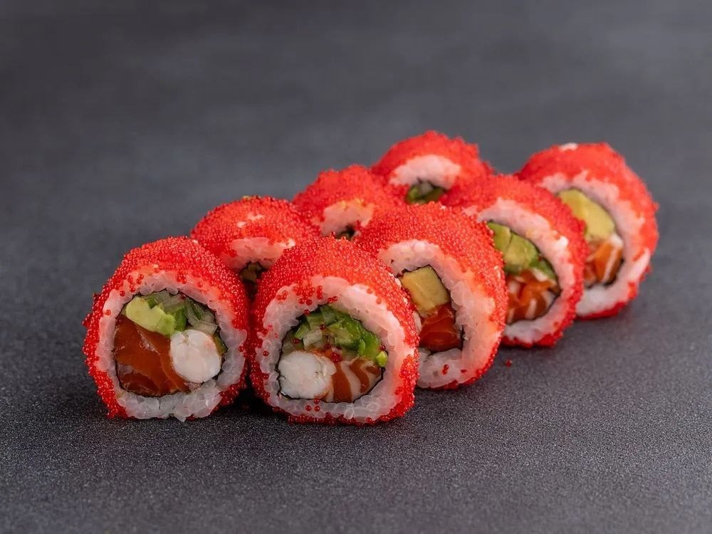 Каліфорнія з Лососем та Креветкою в ікрі