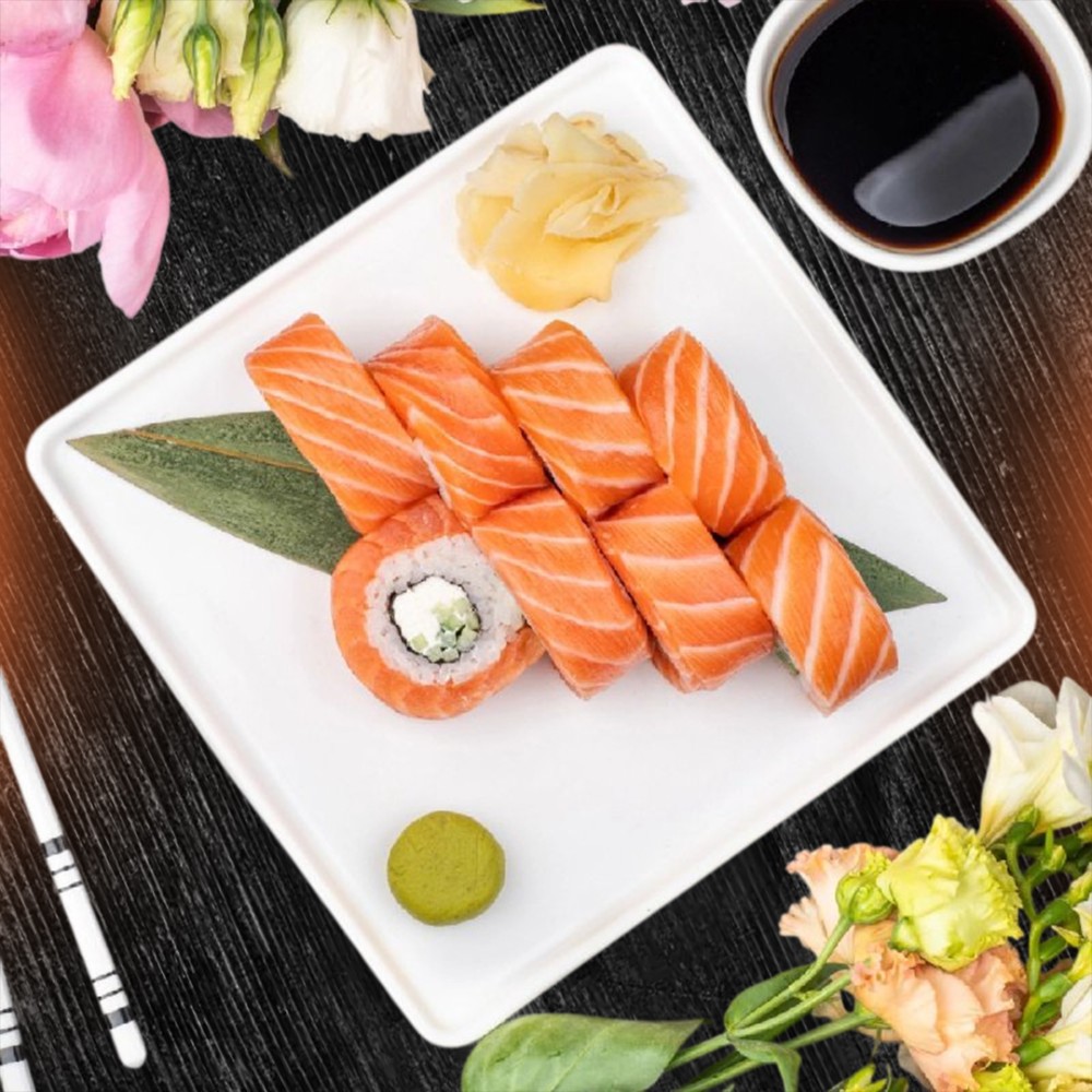 Рол Багато Лосося