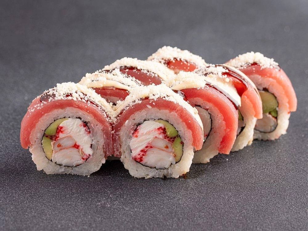 Рол з Тунцем та Пармезаном