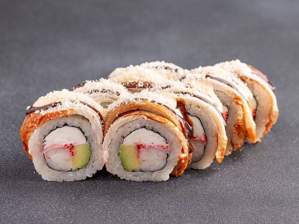 Рол з Вугрем та Пармезаном