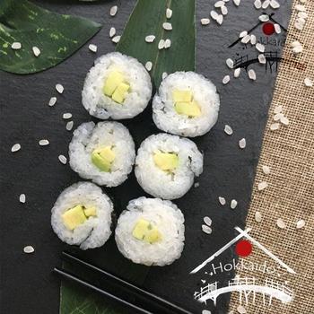 Рол з авокадо 