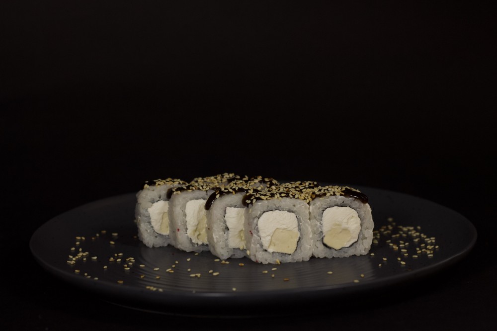 Сирний з Унагі соусом..