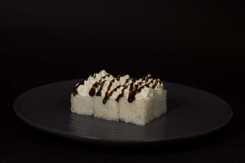 Рол Вулкан з лососем..