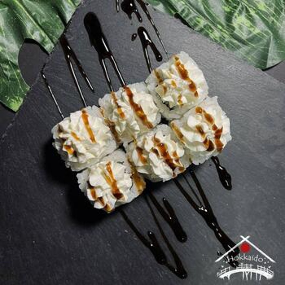 Рол Вулкан з лососем.