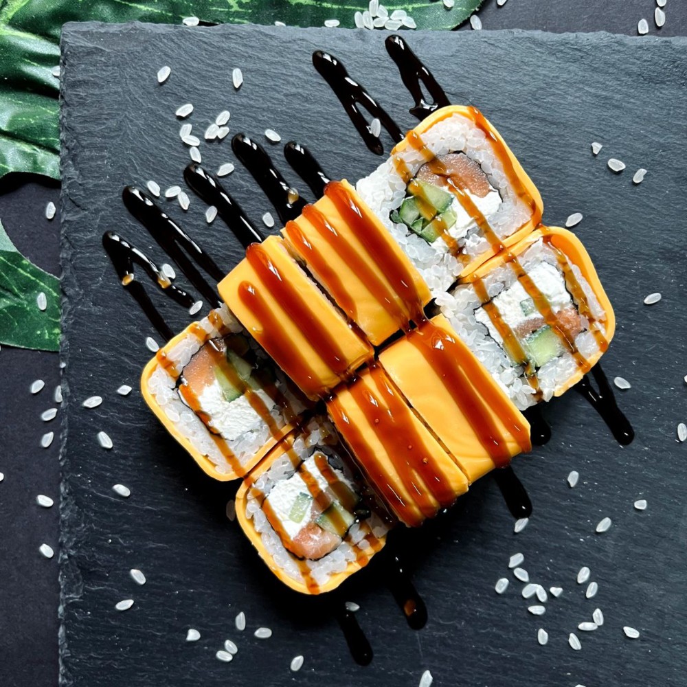 Сакура з лососем