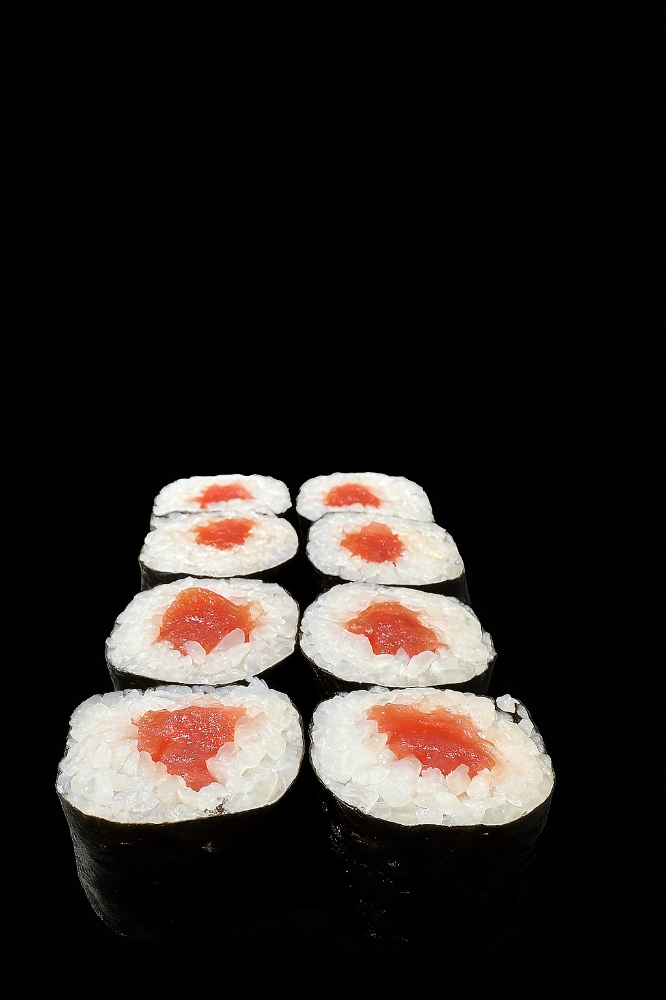 Макі з тунцем (100g)