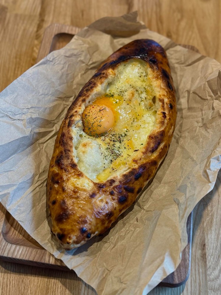 Хачапурі по -аджарськи 400г