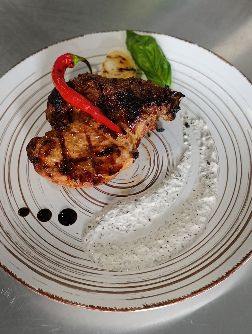 Корейка на кістці 100 г