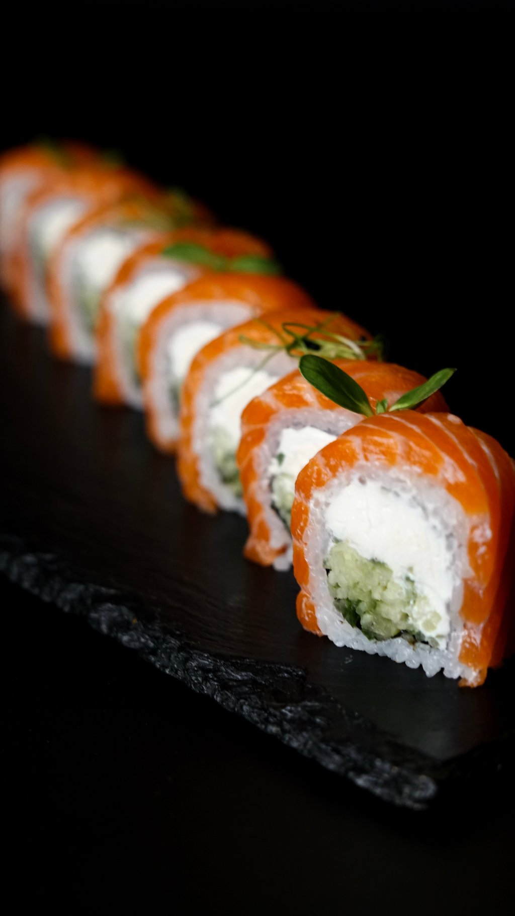 Рол Філадельфія з лососем