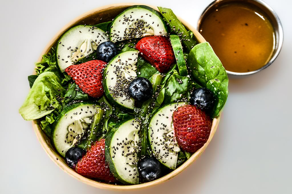 Ensalada Verde Detox con Pepino y Chía