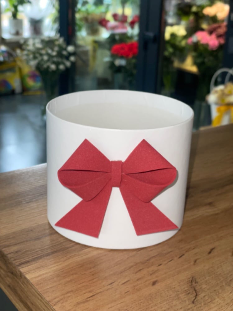 Коробка з бантиком