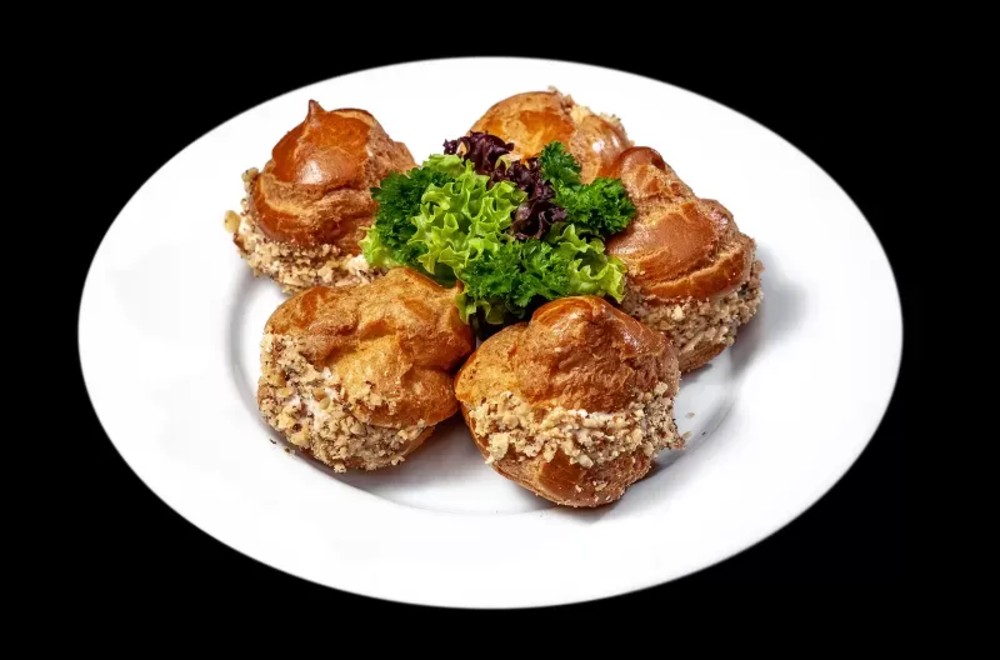 Профітролі з мусом з сьомги 170г