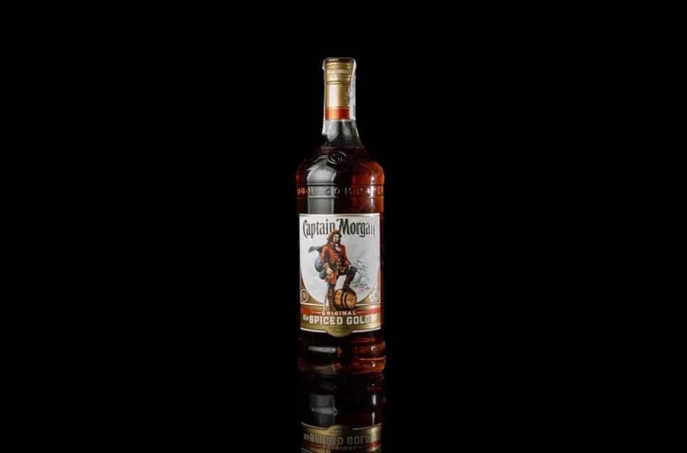 Ром Captain Morgan Original Spiced Gold 1л