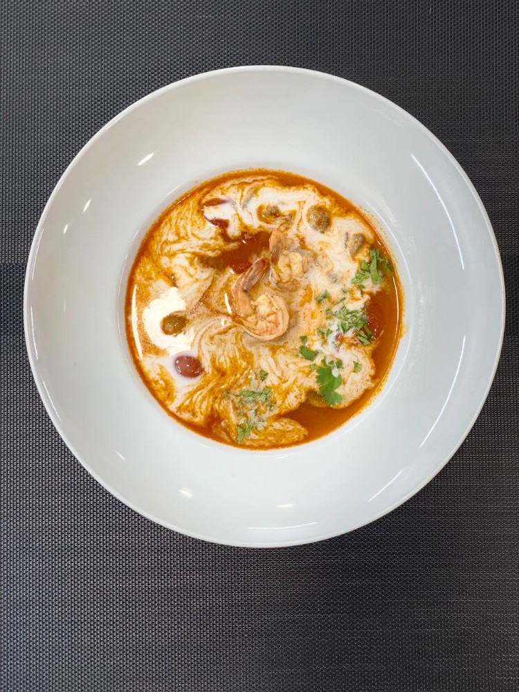 Том ям з креветками