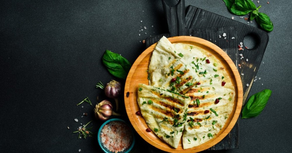 Запечений лаваш з сиром