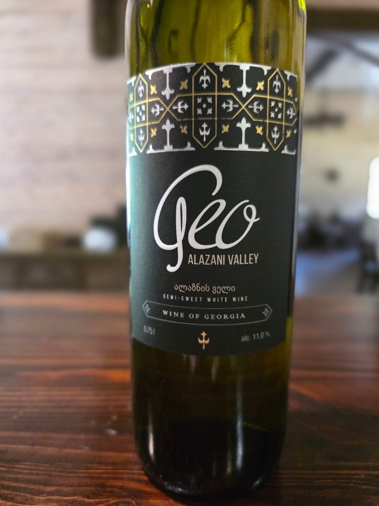 Вино Geo Alazani Valley напівсолодке біле грузія