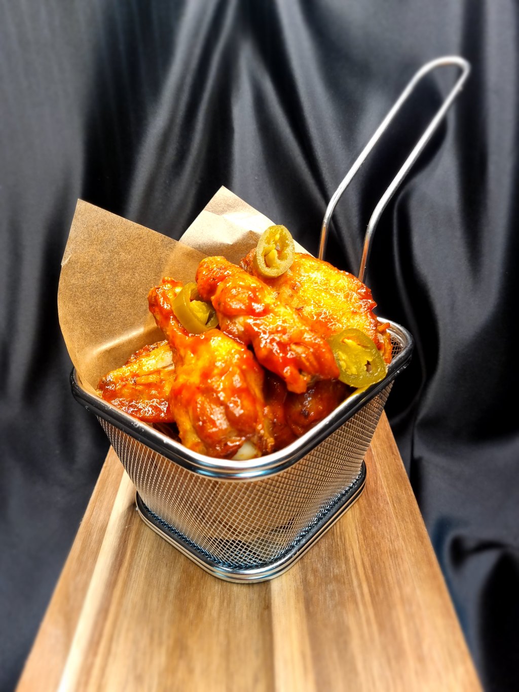 Крильця Гострі