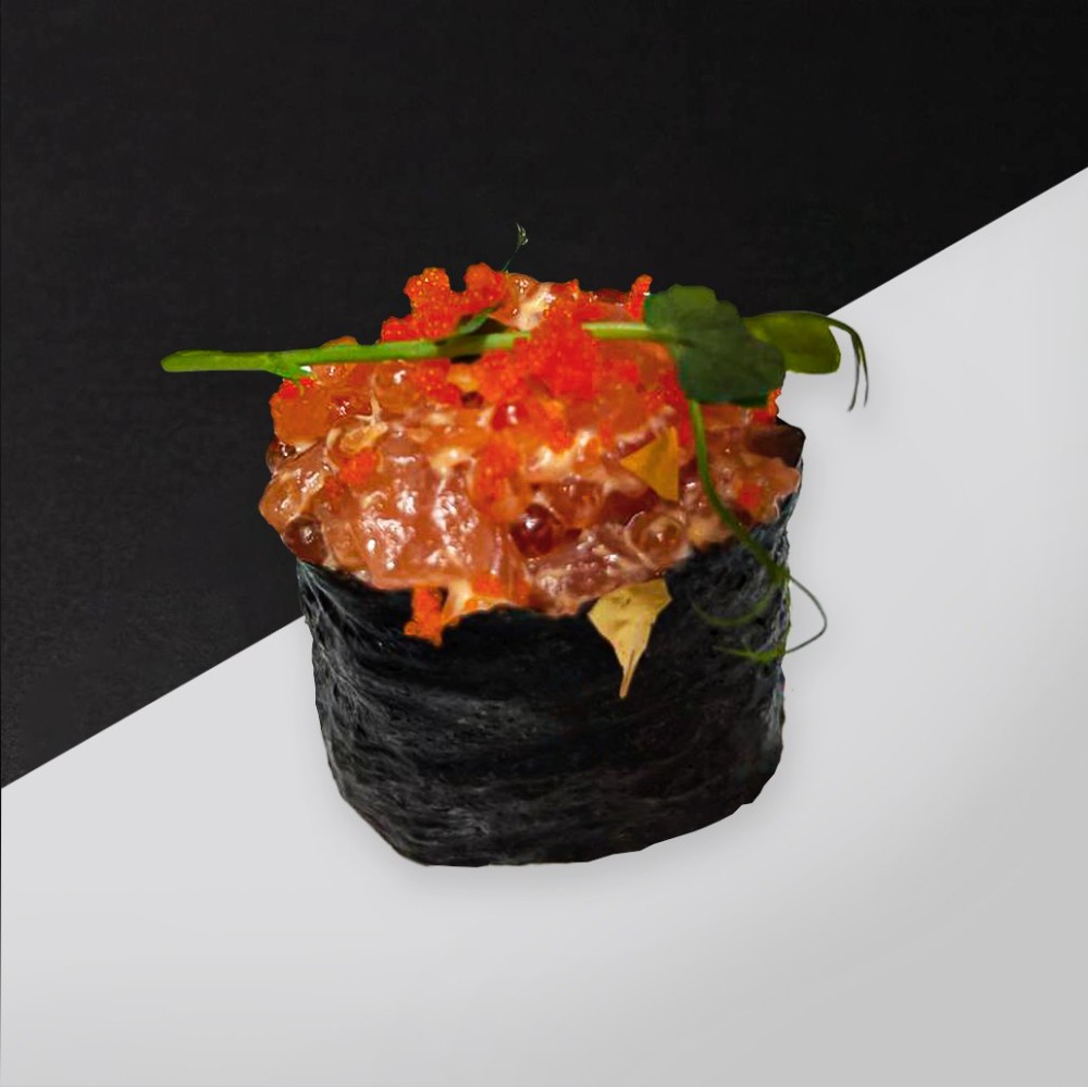 Гункан з лососем