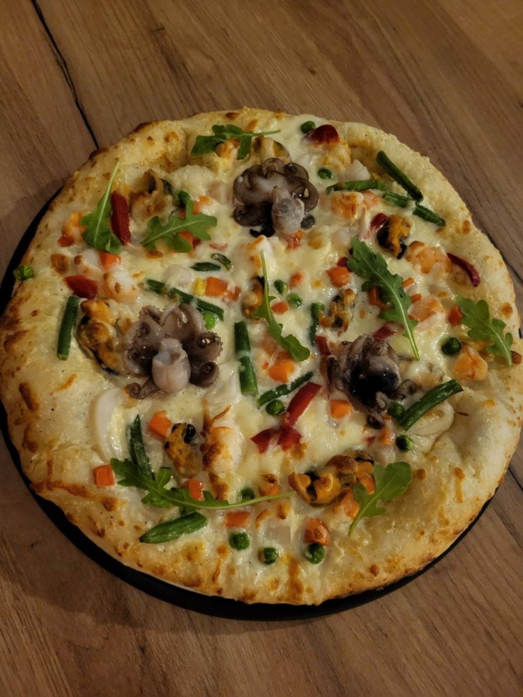 Піца з морепродуктами