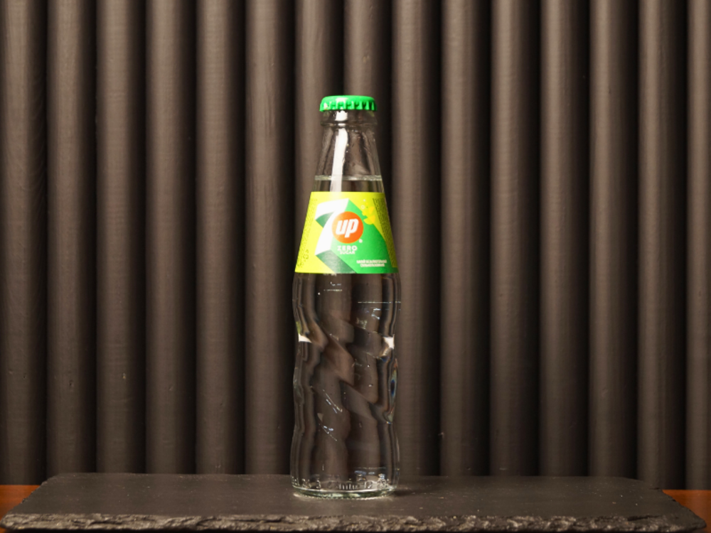 Напій "7 UP" скло 0.25л.