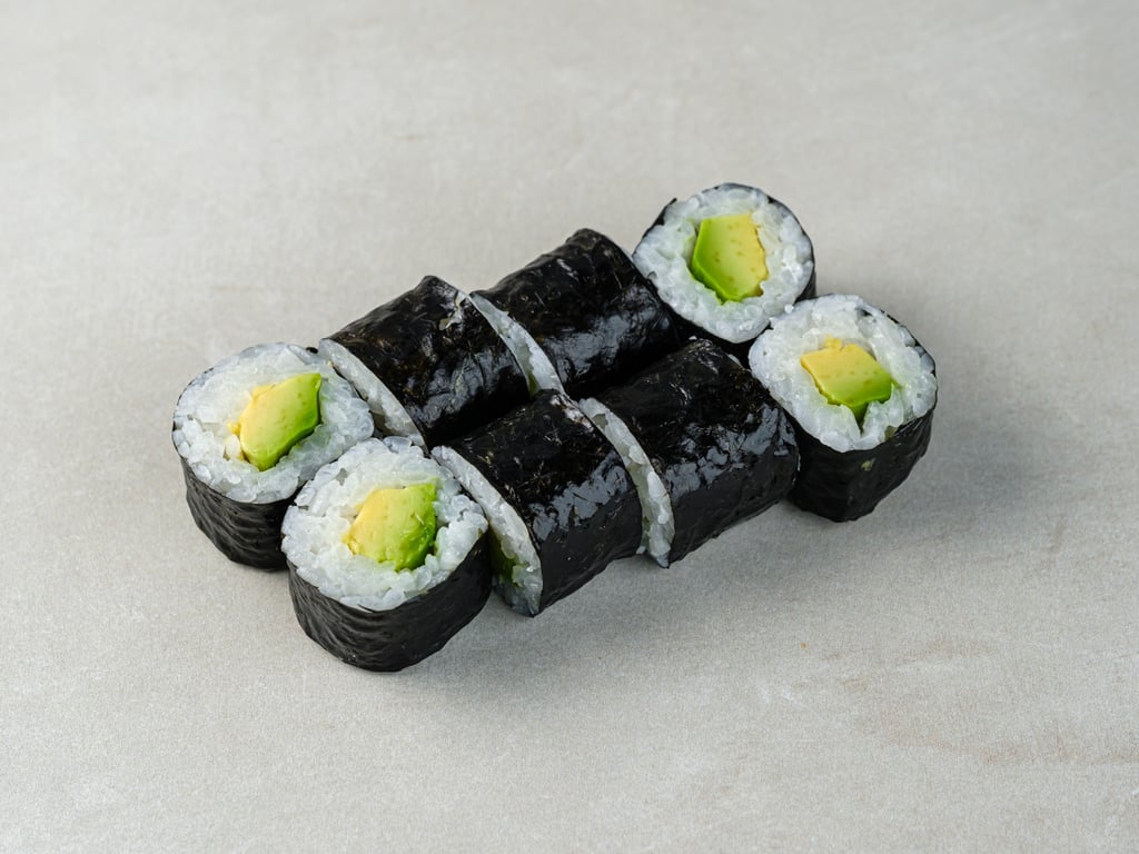 Рол з авокадо