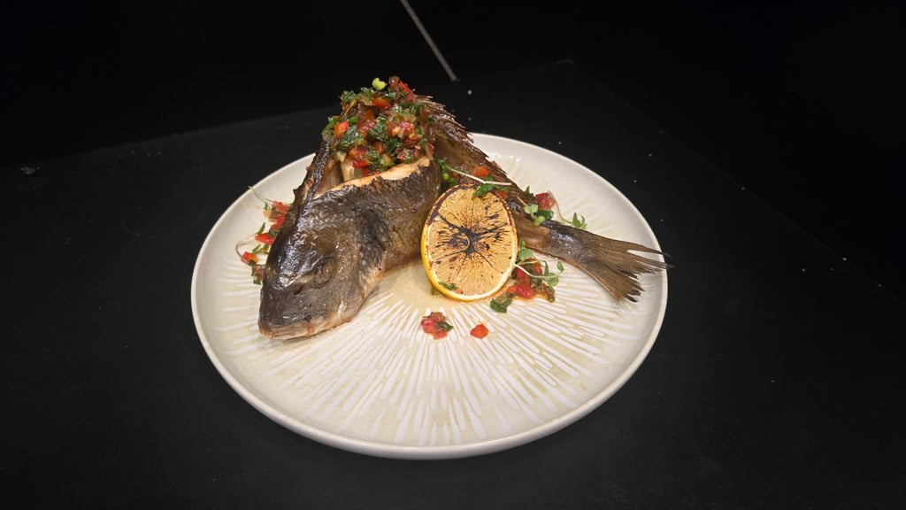 Дорадо гриль з сальсой чимичури