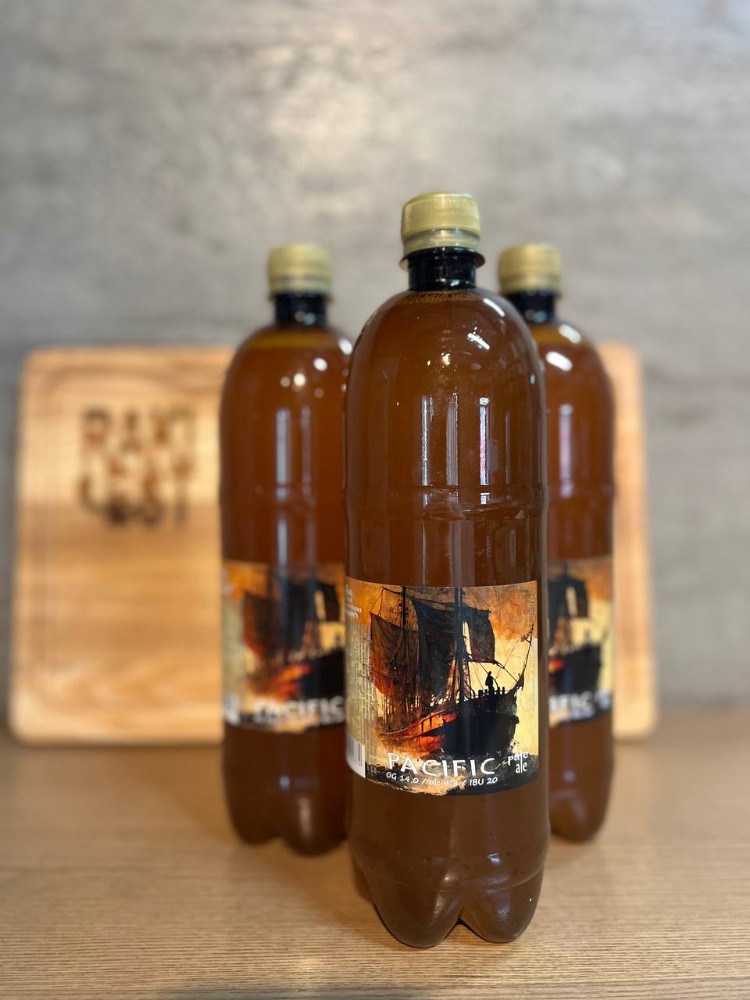 пиво "Pacific" 1 л