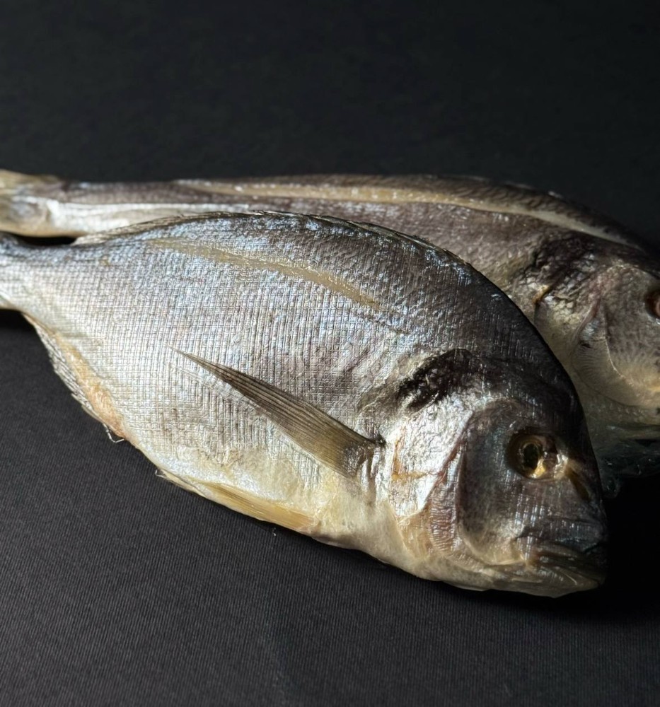 Дорадо в'ялена XL-1 шт (до 300г)