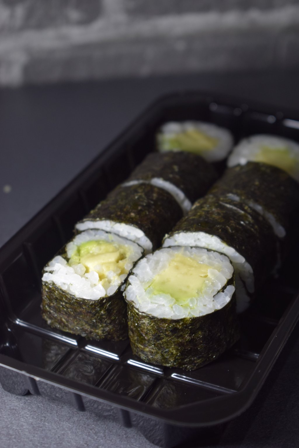 Макі Авокадо 