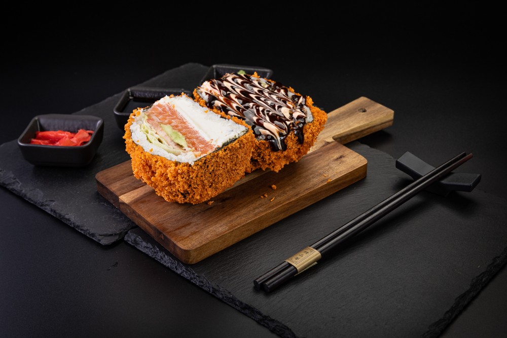 суші бургер з лососем 