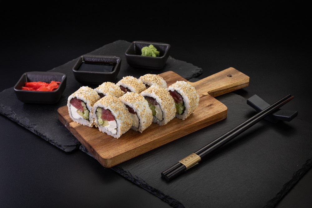 Каліфорнія з Тунцем  кунжуті