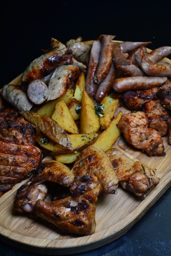 Сет на компанію MEGA