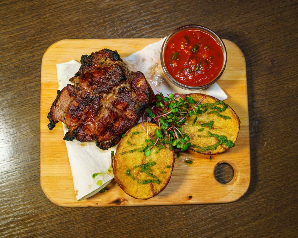 Свинний стейк