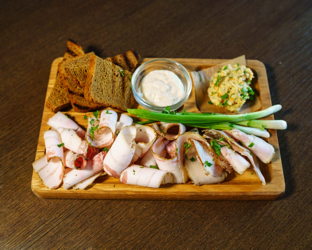 Сало під стограм