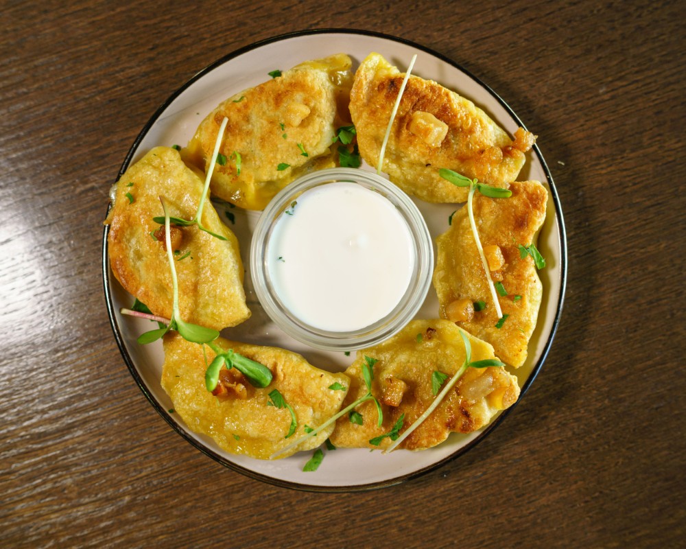 Вареники Козацькі з картоплею та шкварками