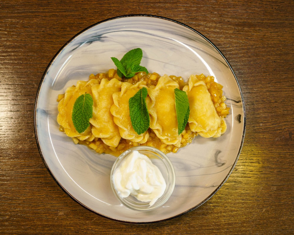 Вареники з яблуком