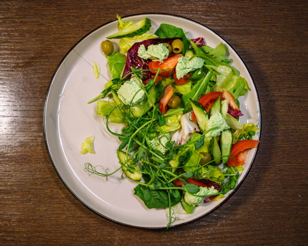 Свіжий з дресінгом