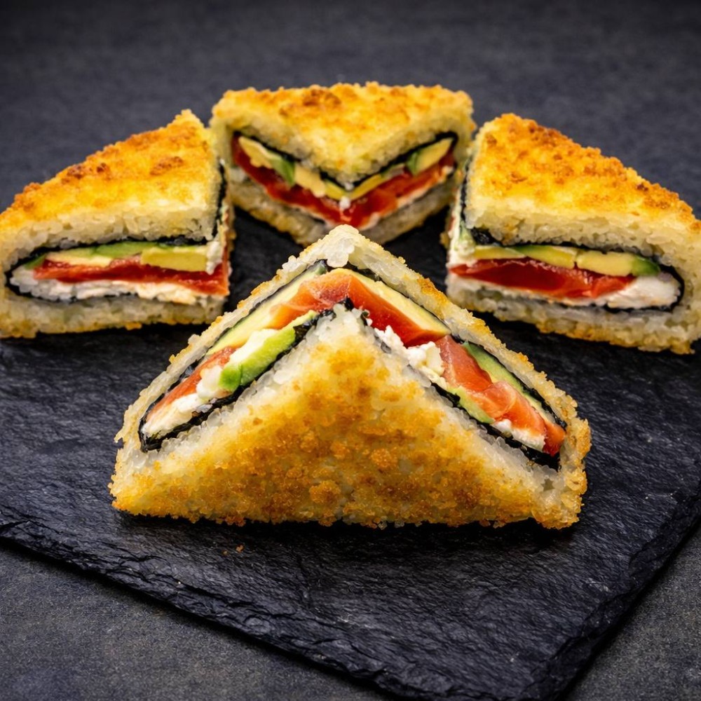 Суши-сендвіч з лососем