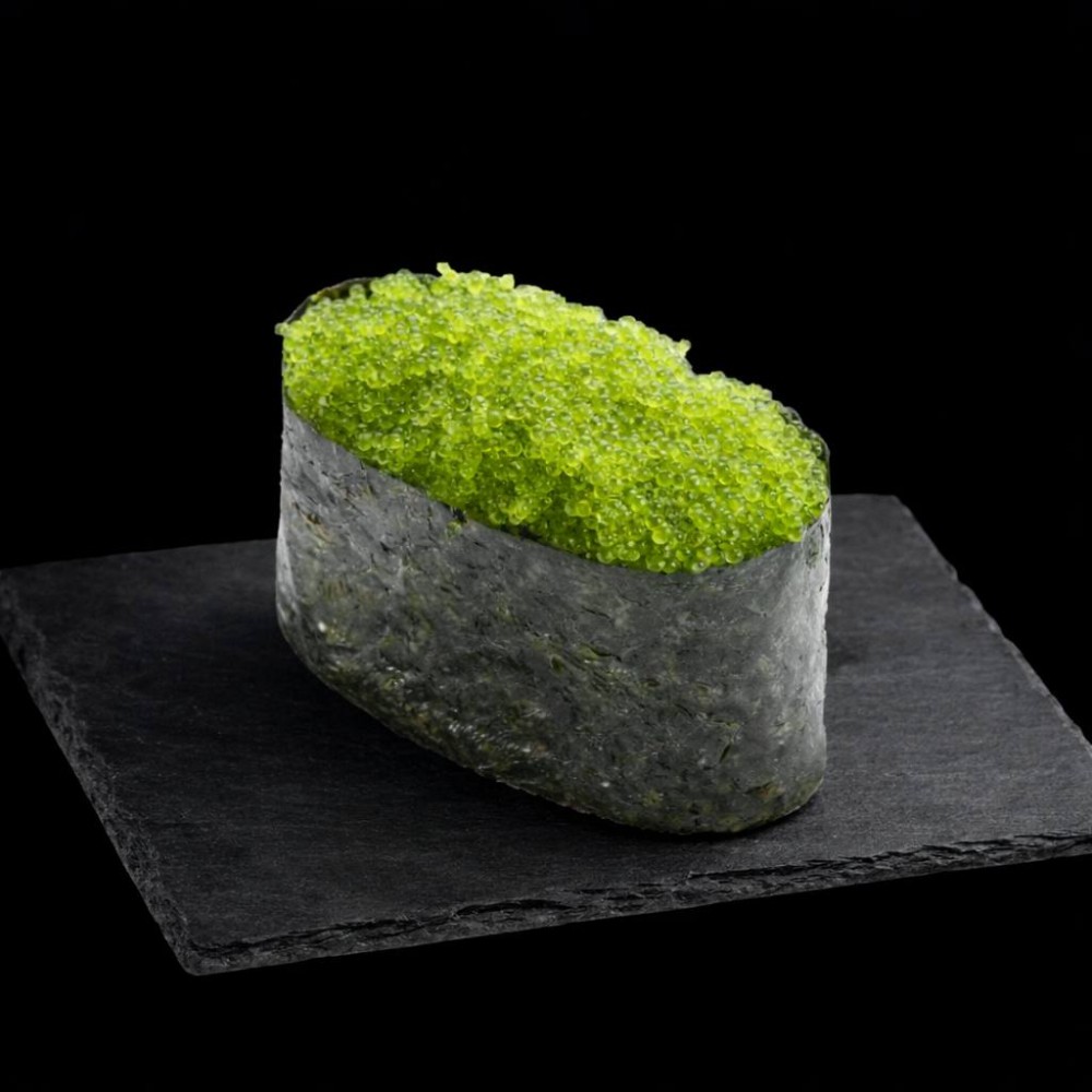 Гункан із зеленим тобіко