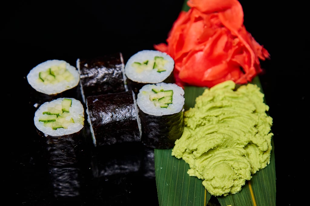 Макі з огірком