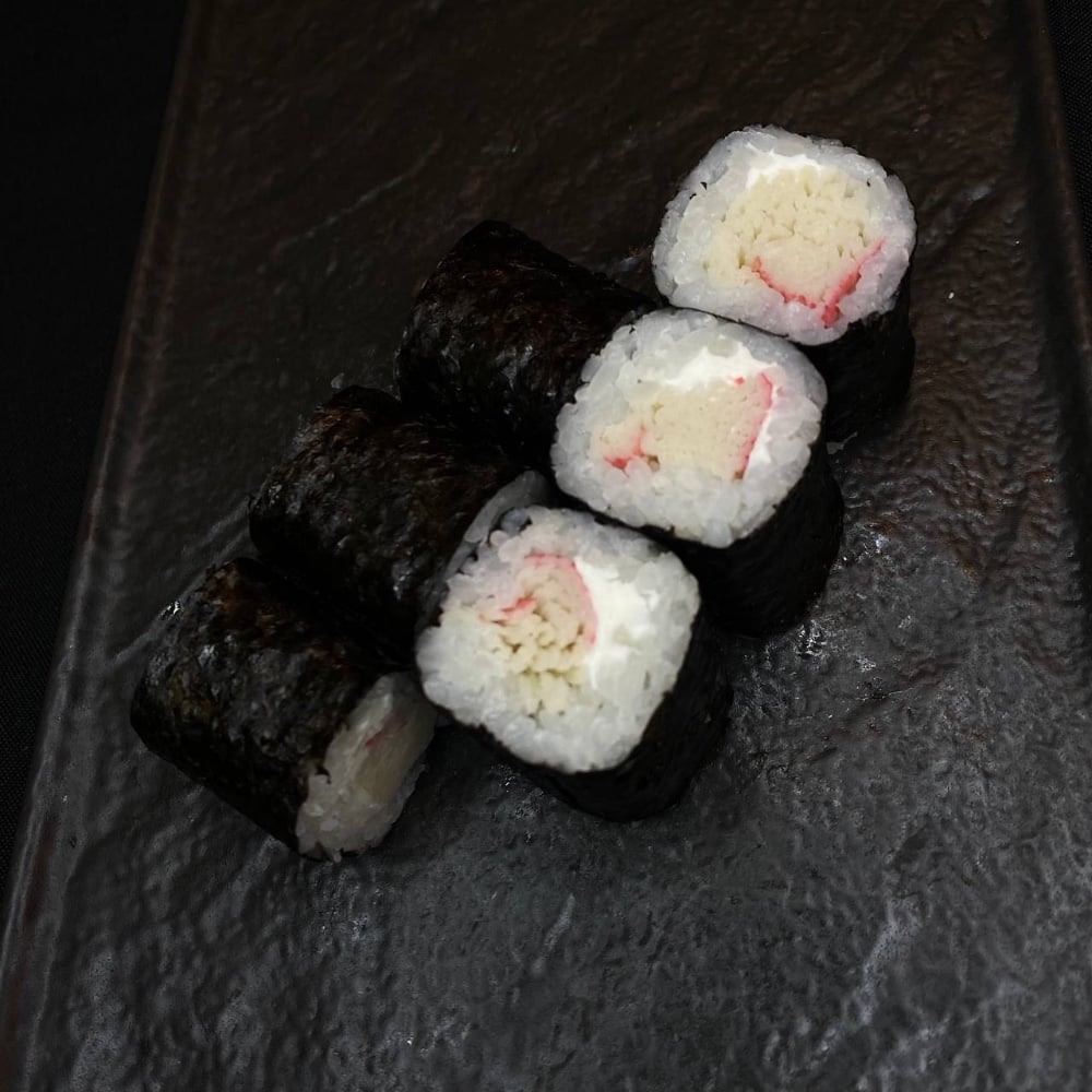 Макі ролл з крабом та філадельфією