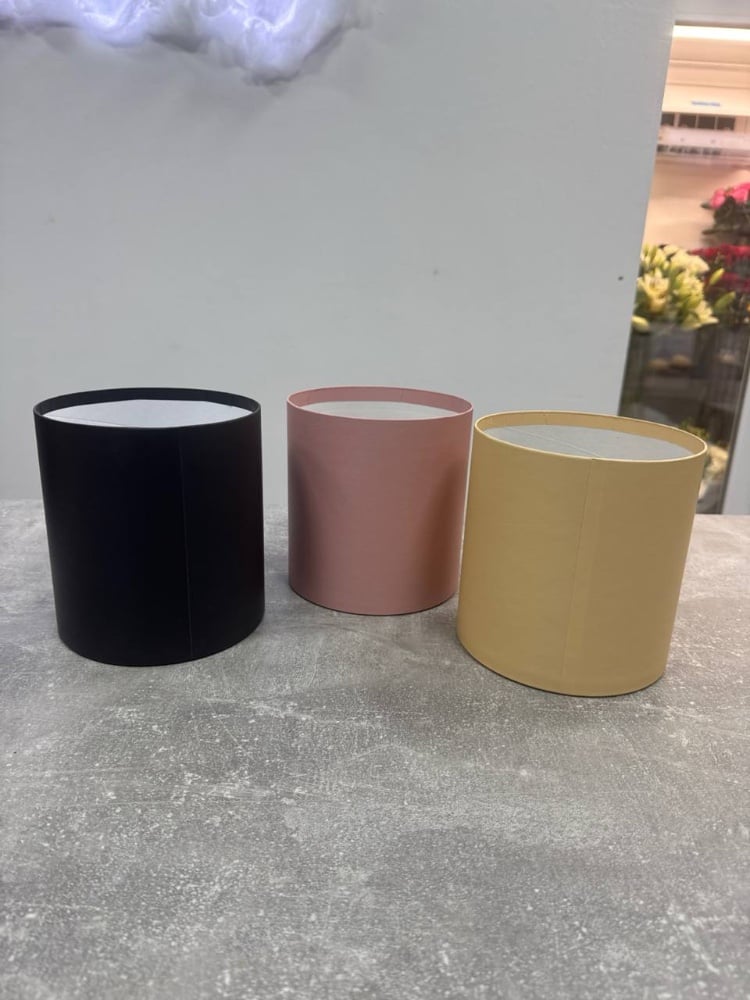 Коробка вологостійка середня (висота 15см; діаметр 15см)